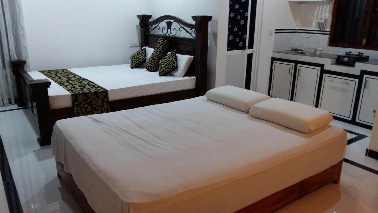 Happy Spring Guest Bed & Breakfast Mirissa Luaran gambar