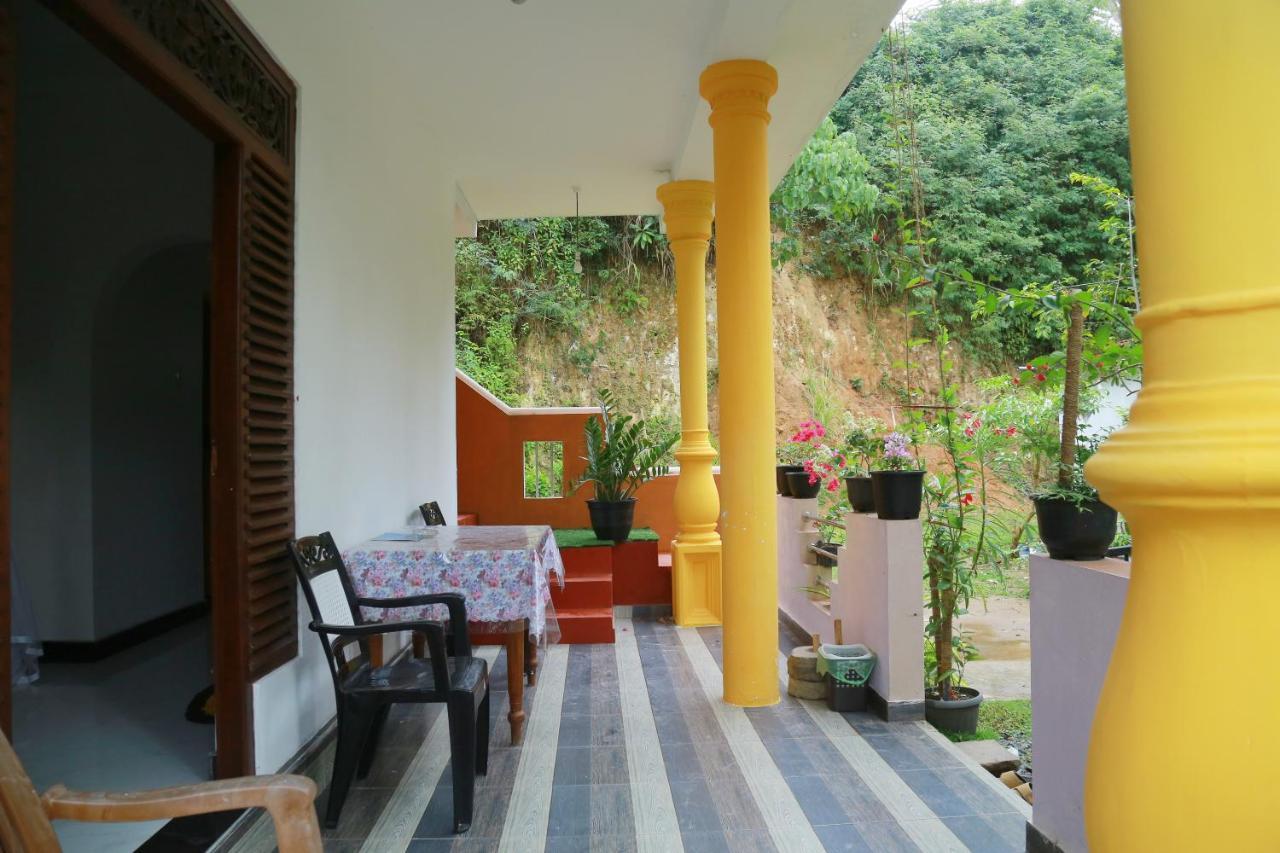 Happy Spring Guest Bed & Breakfast Mirissa Luaran gambar