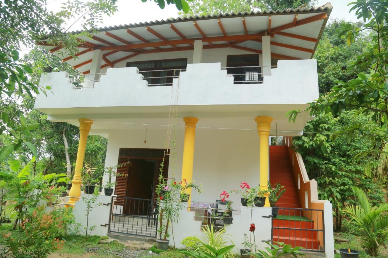 Happy Spring Guest Bed & Breakfast Mirissa Luaran gambar